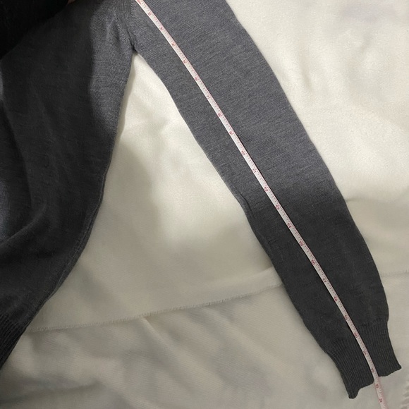 Burberry Merino wool quarter zip sweater - Picture 9 of 10